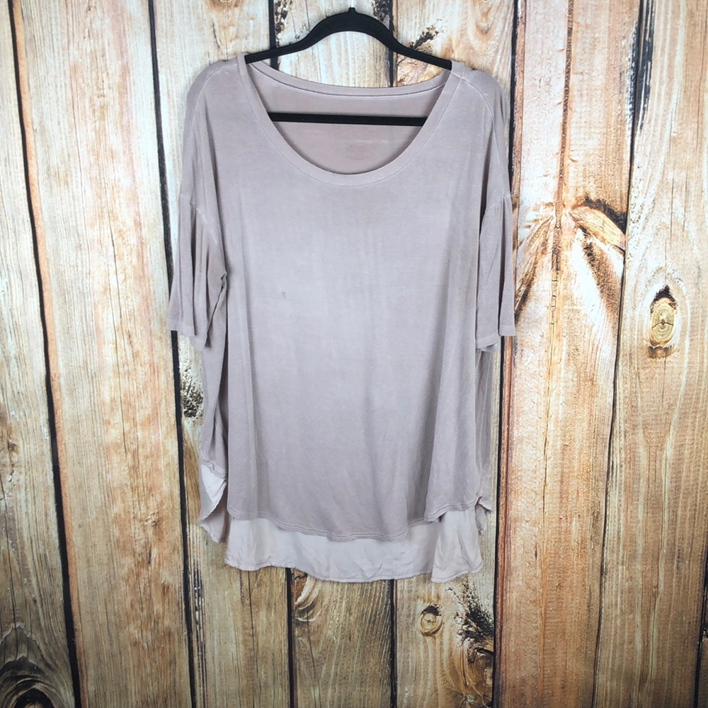 American Eagle top